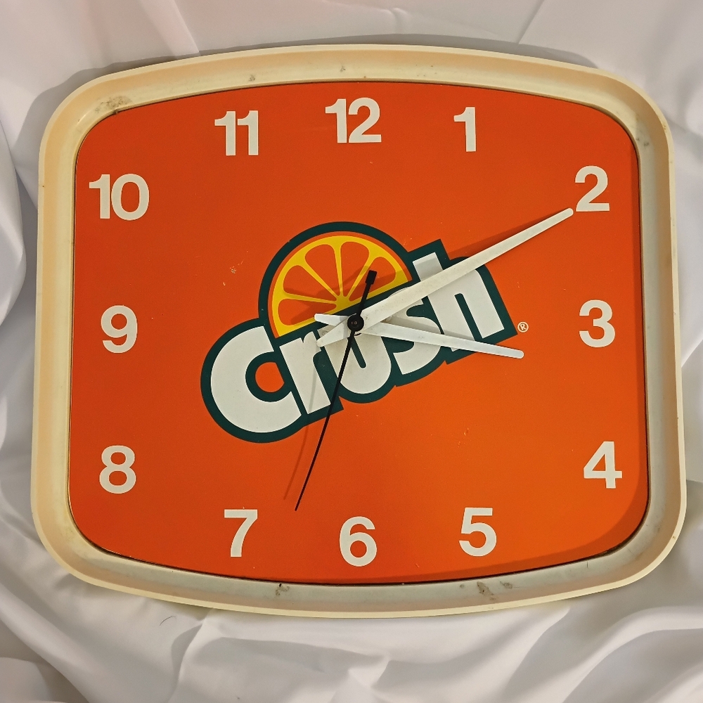Vintage RARE HTF Working Orange Crush Wall Clock With Hide Away Cord